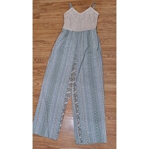 Harlow & Rose Jumpsuit Size M Wide Leg Green Floral Crochet Top Spaghetti Straps